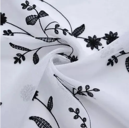 Visillos Bordados de Lino